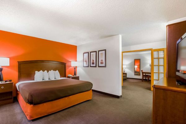 AMERICINN CHMBRLN (Chamberlain)